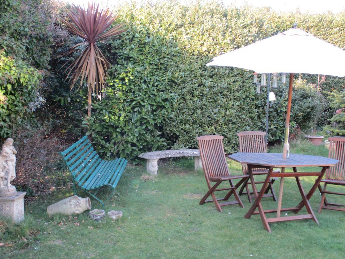 Lovely Spacious 3 Bedded First Floor Apartment Ryde  Bagian luar foto